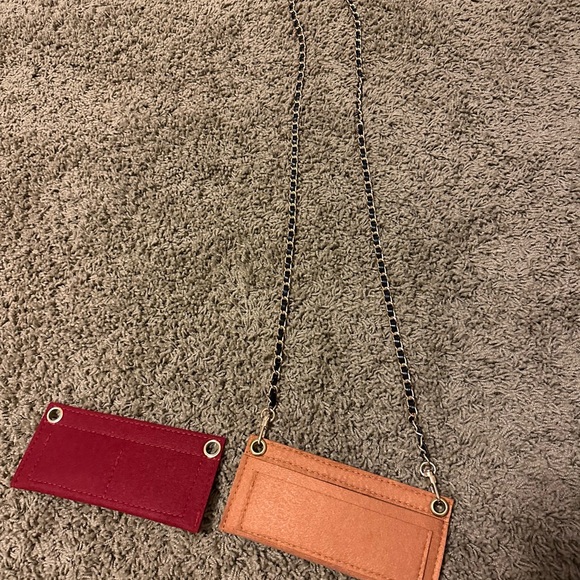 NWOT Chain and clear Plastic Insert shiny silver tone adjustable for long Wallet - Picture 11 of 13
